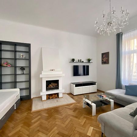 Top Class Apartments In Carlsbad Bulharska Street 카를로비바리 외부 사진