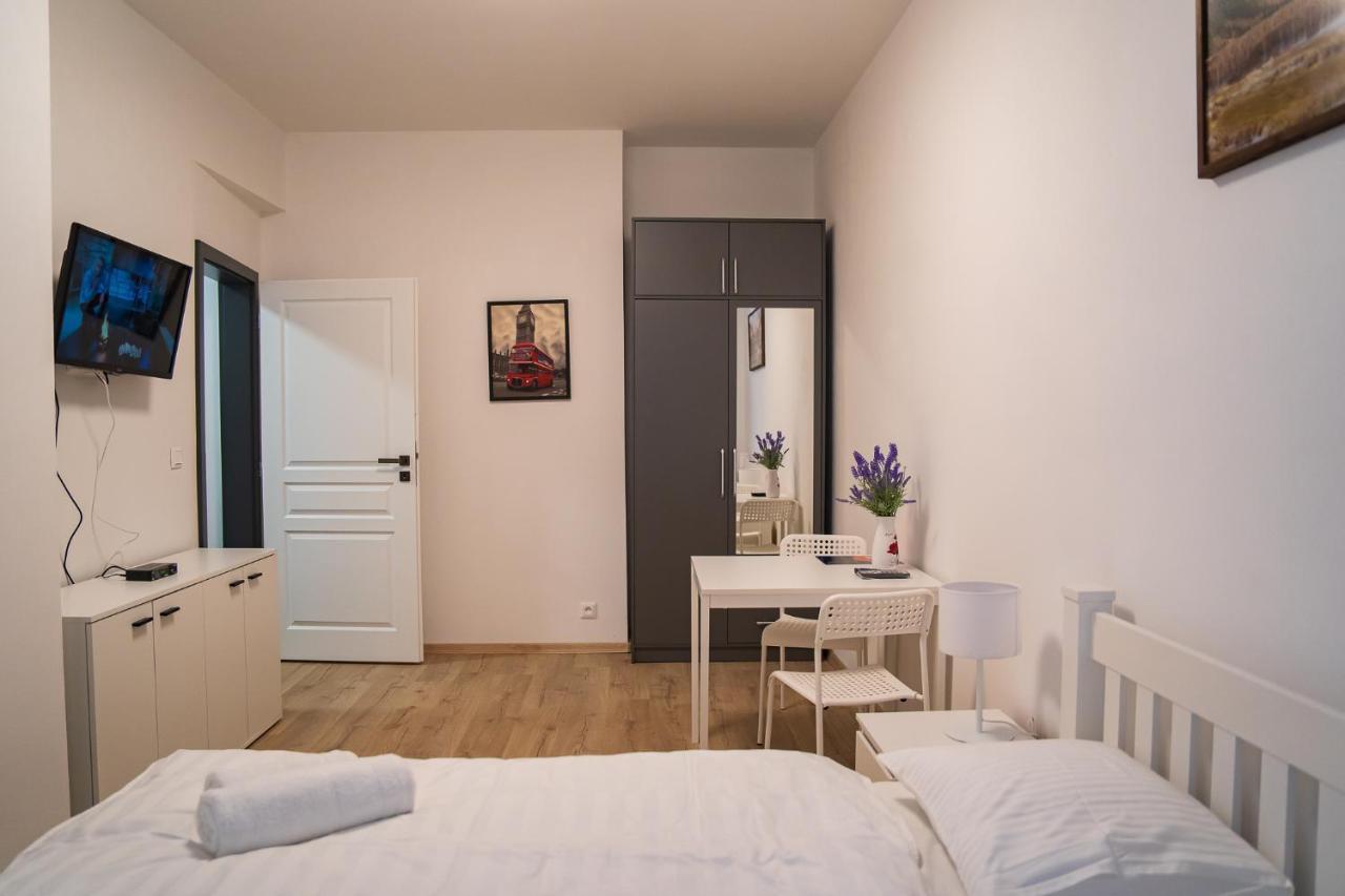 Top Class Apartments In Carlsbad Bulharska Street 카를로비바리 외부 사진