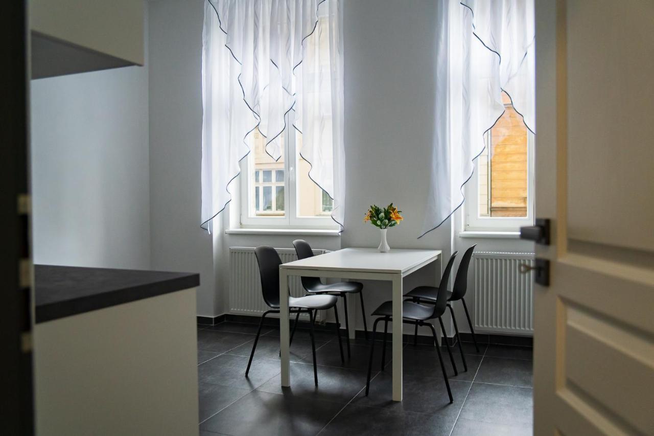 Top Class Apartments In Carlsbad Bulharska Street 카를로비바리 외부 사진